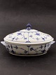 Royal 
Copenhagen Blue 
Fluted Oval 
Tureen No. 405 
1st sorting 
item no. 622248