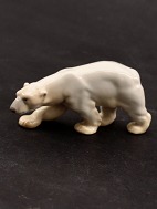 B&G walking little polar bear 2218