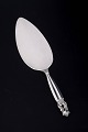 Georg Jensen
Sandwich 
server, “Acorn 
/ ...