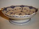 Royal 
Copenhagen Blue 
Fluted Half 
Lace,  Cake 
Bowl on stand
Decoration 
number 1 / 511 
eller ...