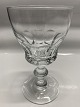 Brynhild Red 
Wine, Hadeland 
Glassworks, 
Height: 13.2 
cm.