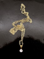 8 carat gold small pendant with zircon