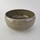 Grønlig glaseret skål i keramik med krakelering.Formgiver Finn LynggaardSigneret Finn ...