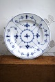 Royal Copenhagen, Blue Fluted Fluted Dinner Plate. 1/176. 2.sort. - from 1923-28...