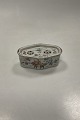 Chinese Oriental Cricket Box with lid with fine decoration