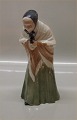 1 pcs in stock 
Private
Royal 
Copenhagen Old 
Lady  0892 RC 
Churchgoer Chr. 
T. 1908 21 cm 
In mint ...