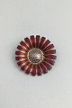 Bernhard Hertz Sterling Silver Marguerit Daisy Brooch (Red)