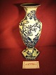 vase
China