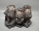 Royal 
Copenhagen 
0940  RC Monkey 
trio Knud Kyhn 
1908 16 x 28 cm 
2nd  In nice 
condition KK 
ape
Abe