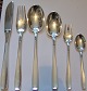 Ascot Sterling 
Silver 
Flatware. In 
good used 
condition.
Dinner knife 
21 cm	x	12
Dinner spoon 
...