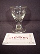 Lovely antique 
dram Glass 
Height: 8.5 cm