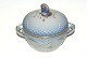 Bing & Grøndahl 
Seagull with 
Gold edge, 
Sugar bowl 
Dek. No. 94 A 
or 593 or 158
Diameter 9 ...