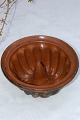 Ceramick 
pudding basin, 
diameter 23,5 
cms. height 11 
cms. Fine 
condition