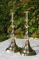 English 
candlesticks. 
Height 27,5 cm. 
Fine condition