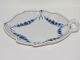 Empire
Large leaf shaped dish