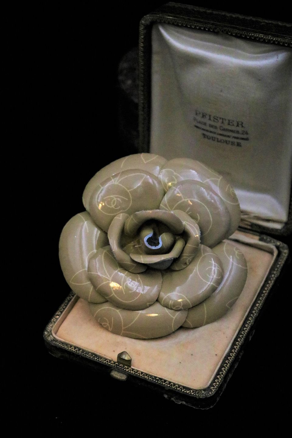 WorldAntique.net