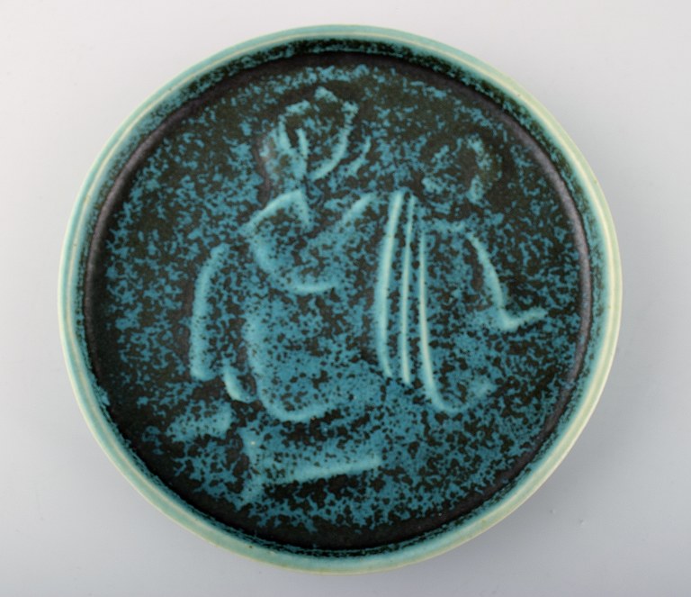 Saxbo, Jais-Nielsen (1885-1961) ceramic dish.
