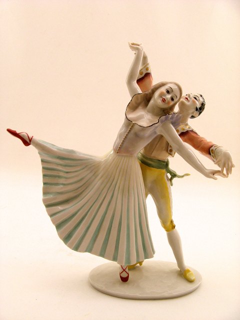 Hutschenreuther Kunstabteilung dancing couple