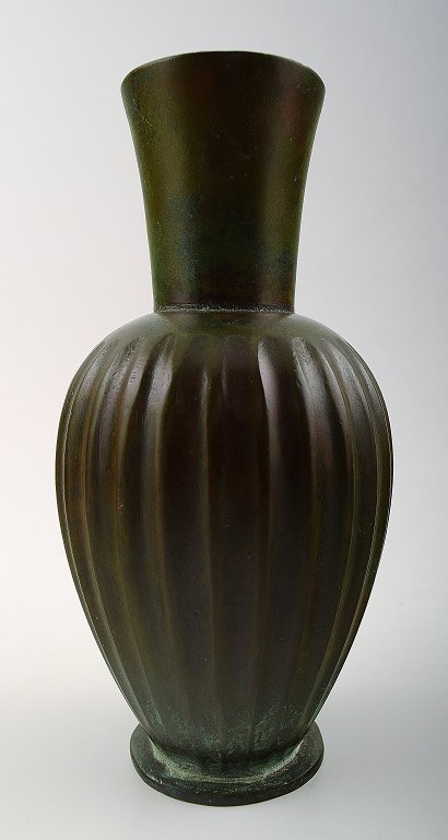 Sune Bäckström art deco bronze vase.