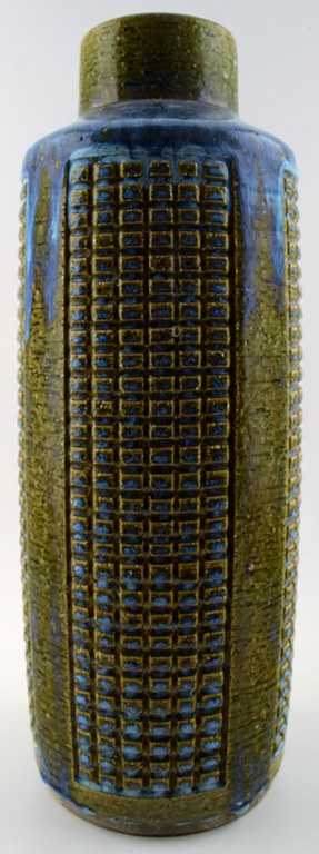 Stor keramik gulvvase fra Palshus af Per Linnemann-Schmidt.