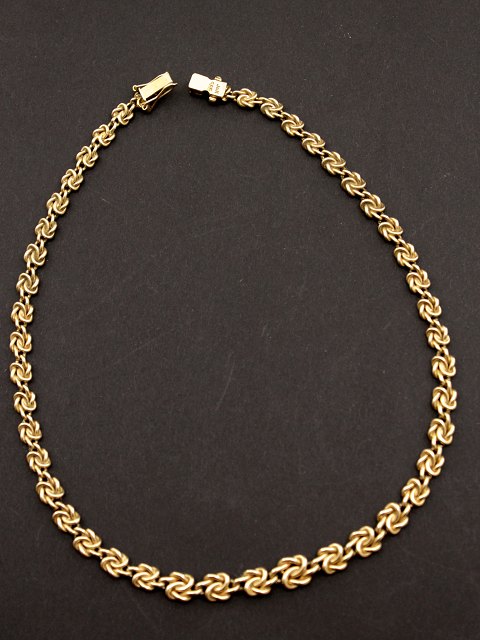 14 carat gold necklace