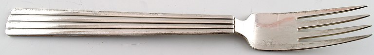 Bernadotte dinner fork from Georg Jensen.
