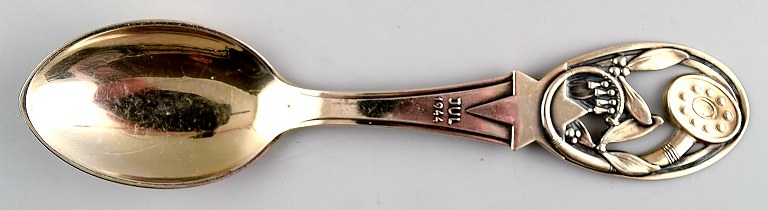 2 Christmas Spoons from 1944. Produced by Grann and Laglye, Copenhagen.