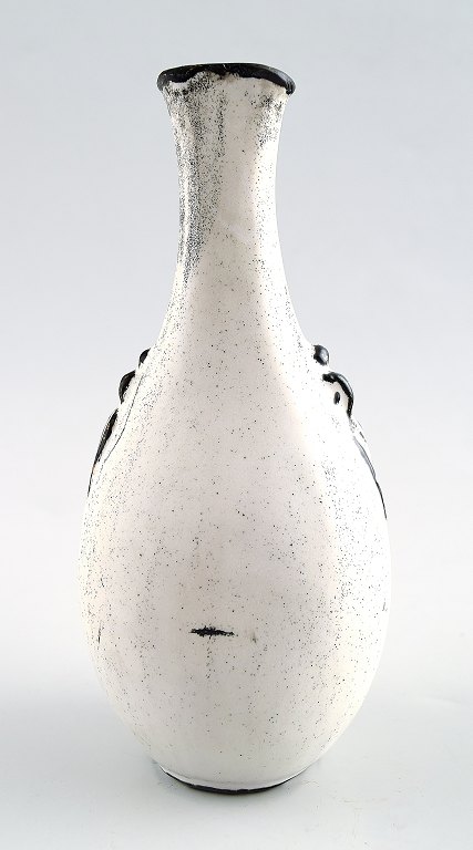 Svend Hammershoi for Kähler, Denmark, glazed vase, 1930s.
