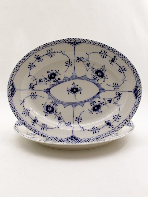 Royal Copenhagen blue fluted half lace dish 532