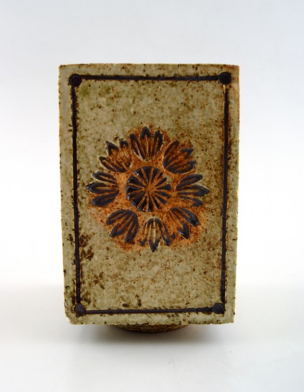 Roger Capron Vallauris, French vase in ceramics, hand painted with flowers in 
modern design.