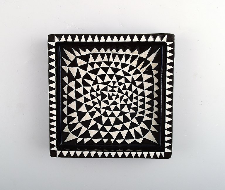 Stig Lindberg, Gustavsberg, "Domino" dish in ceramics.