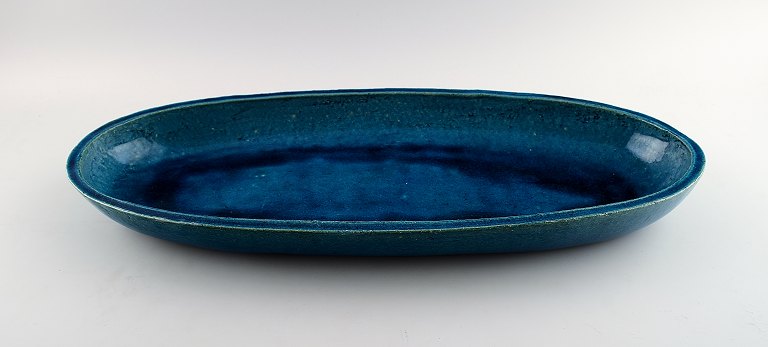 Kähler, Denmark, huge Glazed Stoneware platter / tray 1960s.
Designed by Nils Kähler. Turquoise glaze.