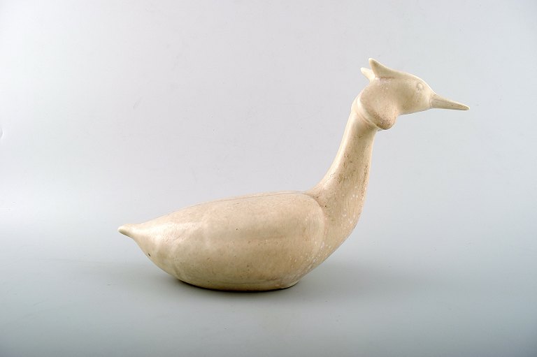 Rörstrand / Rorstand stoneware figure by Gunnar Nylund, great crested grebe.
