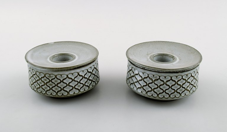 Nissen, Cordial gray, pair of candlesticks.
Designed for Kronjyden Nissen Jens Harald Quistgaard IHQ.