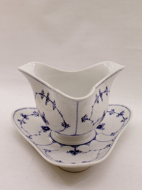 Royal Copenhagen blue triangular sauce bowl 1/203