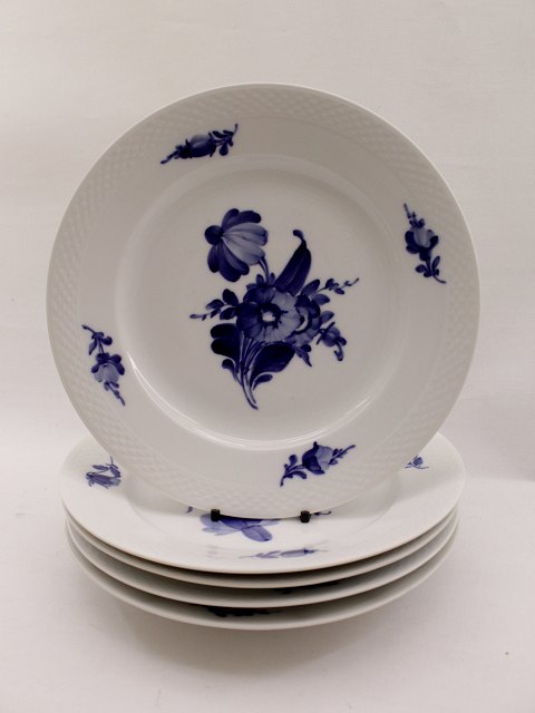 Royal Copenhagen Blue flower braided dish 10/8097
