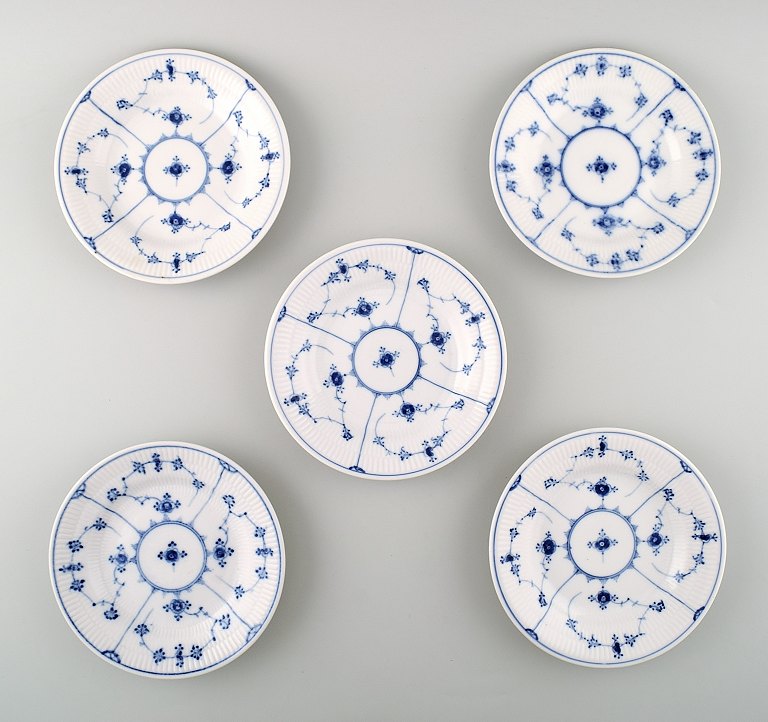Rare and antique Royal Copenhagen Blue fluted, 5 plates.
