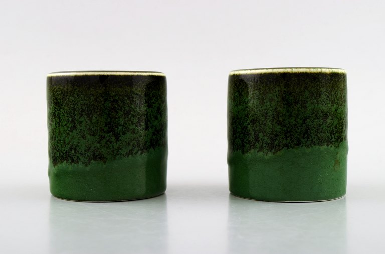 Rörstrand/Rørstrand, et par keramikbægre/vaser.