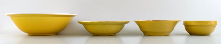 4 bowls, Susanne Yellow Confetti Royal Copenhagen / Aluminia.
