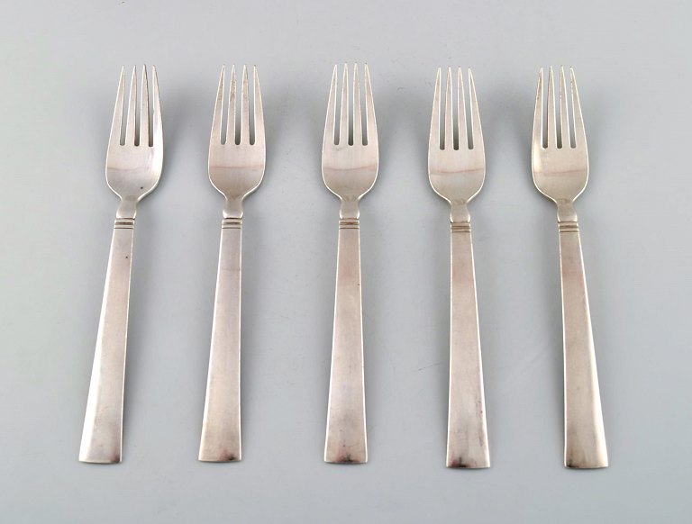 Georg Jensen Sterling Silver Block / Acadia.
5 dinner forks.