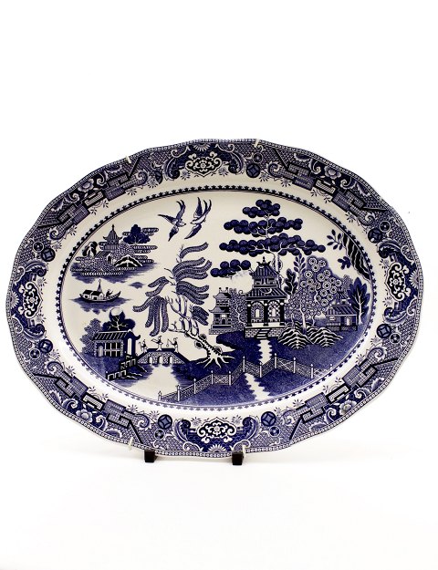 English faience willow pattern dish