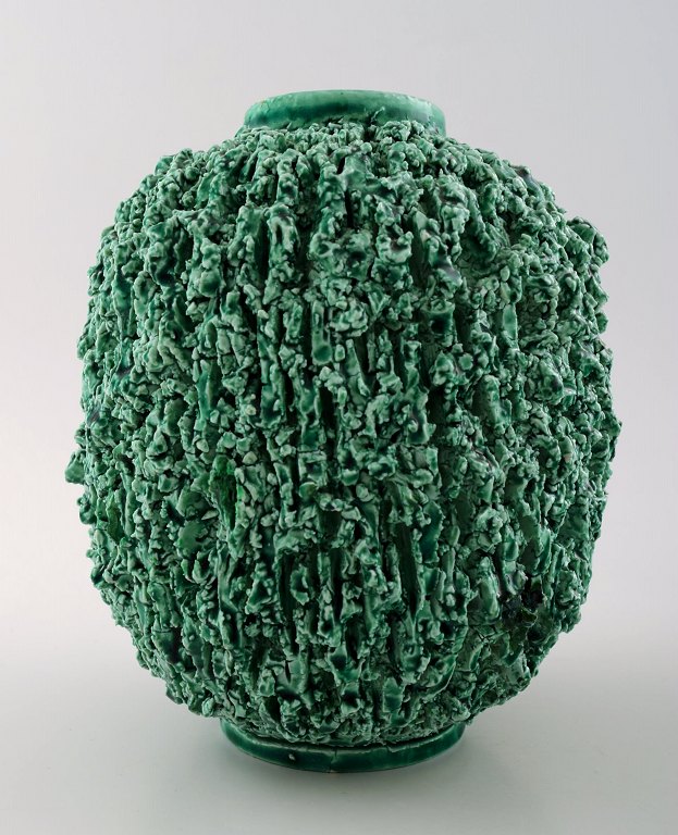 Rörstrand Gunnar Nylund "Chamotte" vase. 
