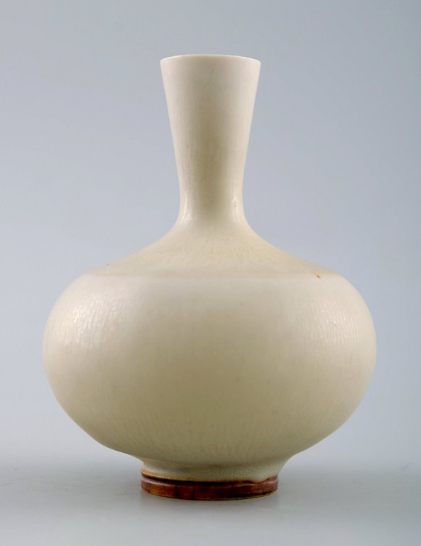 Berndt Friberg Studio keramikvase. Moderne svensk design. Unika, håndlavet.