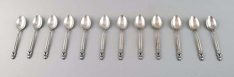 Georg Jensen "Acorn" twelve teaspoons. Sterling silver.
Designer: Johan Rohde.