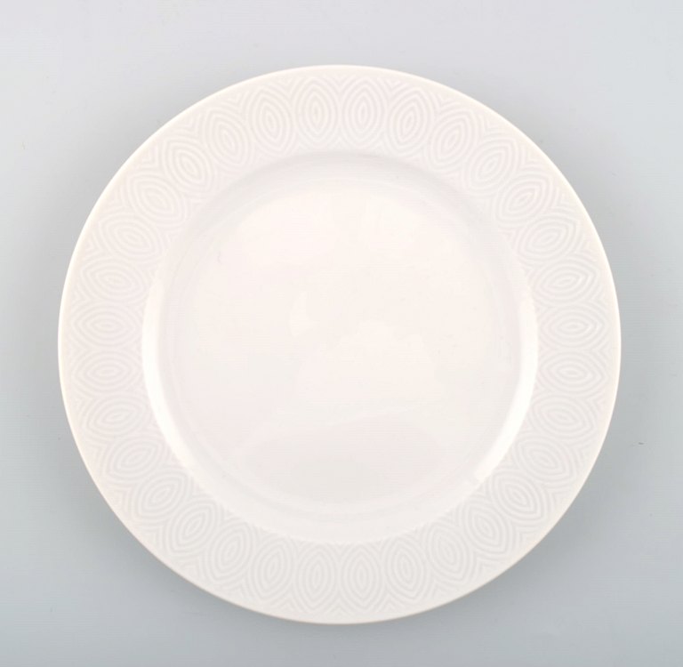 Salto Royal Copenhagen porcelain dinnerware. Royal Copenhagen.
Lunch plate.