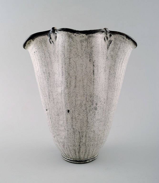 Kähler, Denmark, large glazed vase, 1930s.
Designed by Svend Hammershøi.