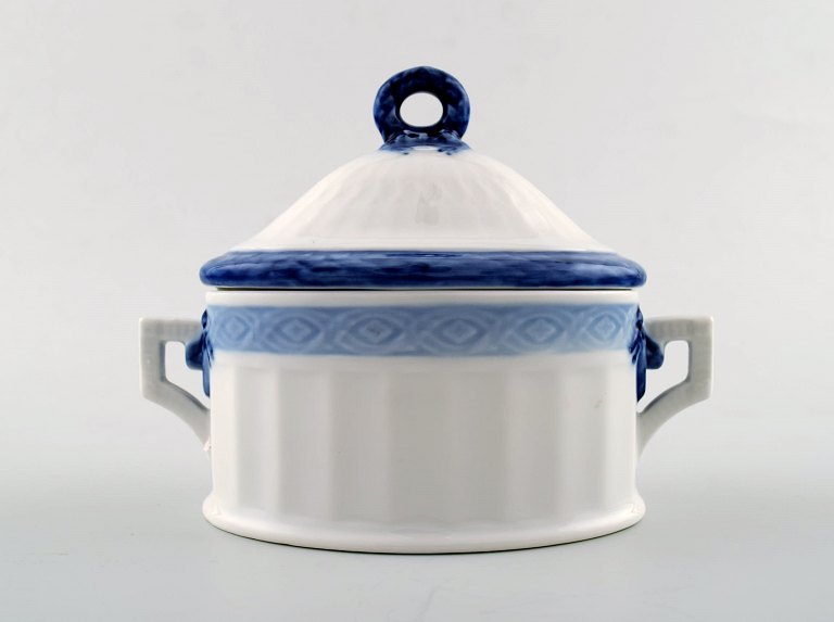 Royal Copenhagen Blue Fan Sugar Bowl with lid Number 1212/11544.
