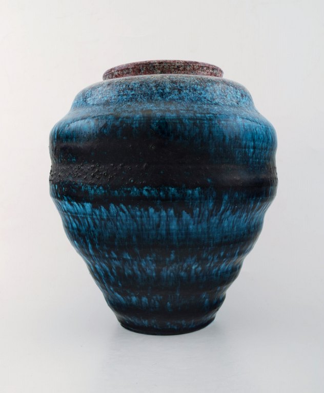 Accolay, French ceramic vase. Turquoise, stylish design with stripes.
