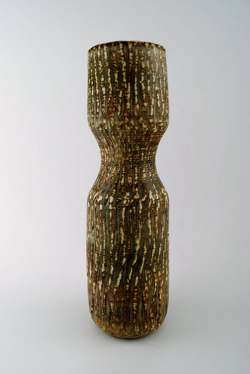 Gunnar Nylund, Rorstrand/Rørstrand.
Large ceramic vase.