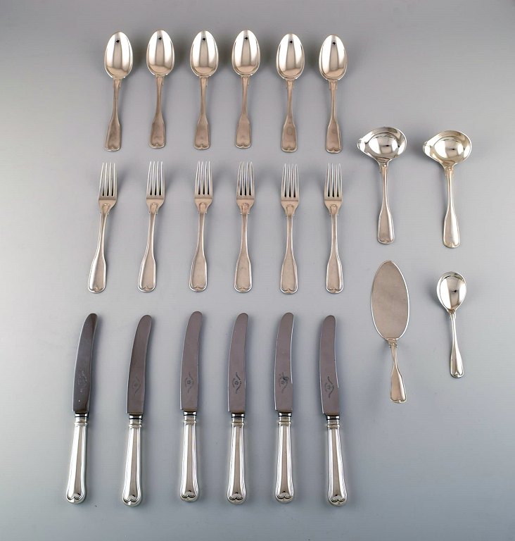 Complete "old fluted" danish silver dinner service for six people.
